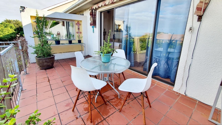 To Let 1 Bedroom Property for Rent in Heldervue Western Cape